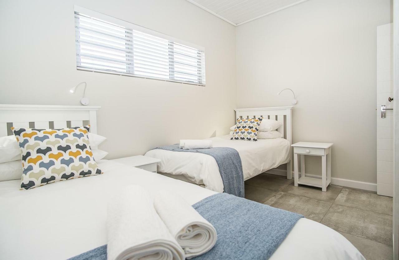 Fork West Holiday Apartments Elands Bay Esterno foto