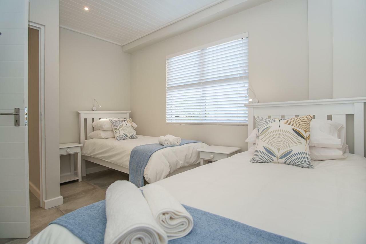 Fork West Holiday Apartments Elands Bay Esterno foto