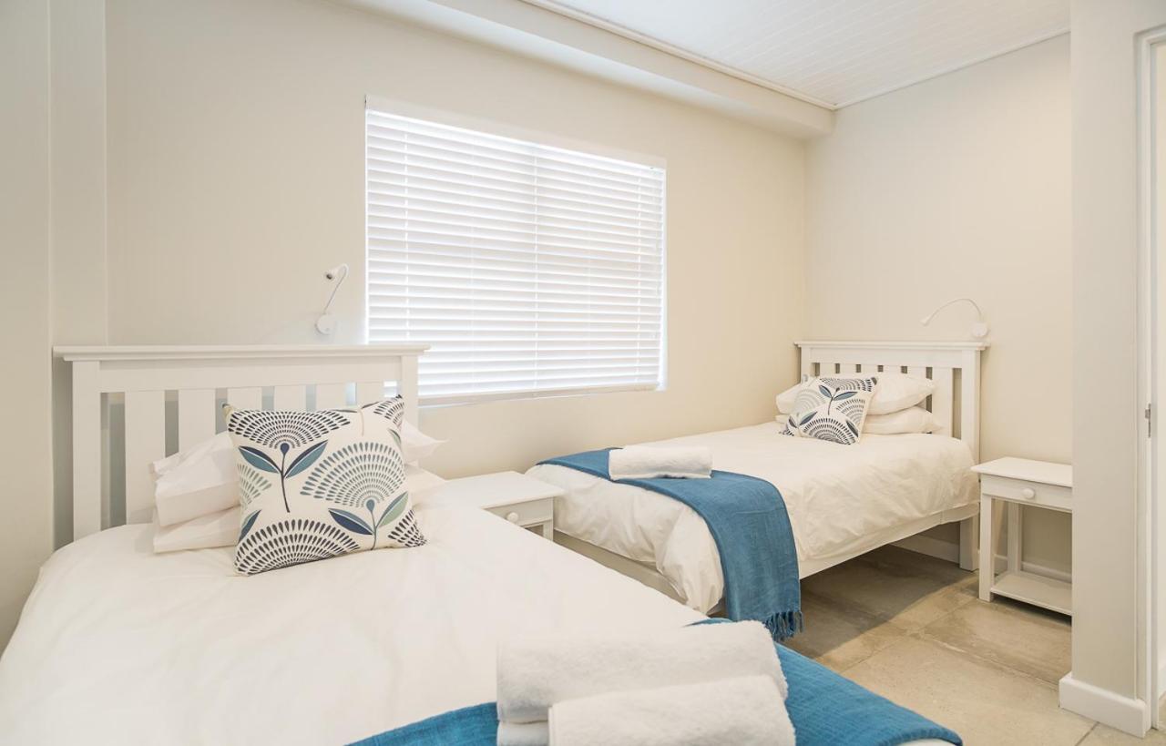 Fork West Holiday Apartments Elands Bay Esterno foto